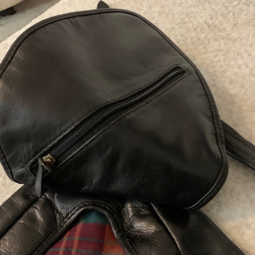 Leather backpack - image 4